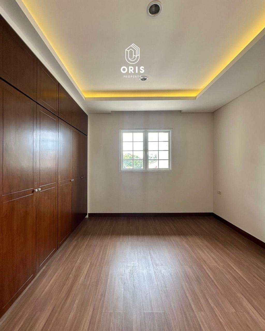 Modern Tropical Townhouse Siap Huni - foto 4