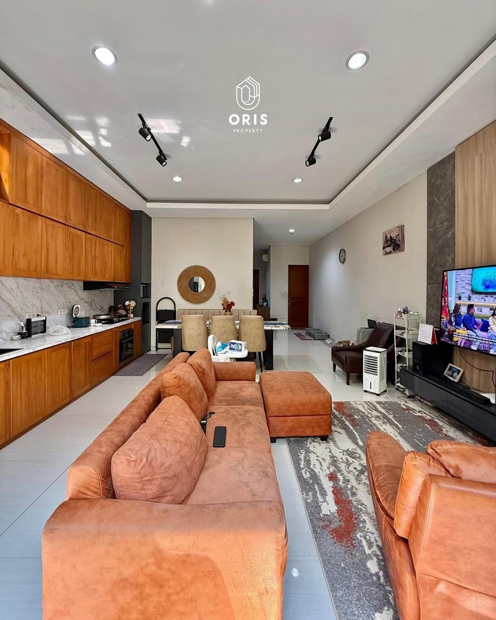 Modern Minimalist 3,5 Lantai Fully Furnished - foto 7