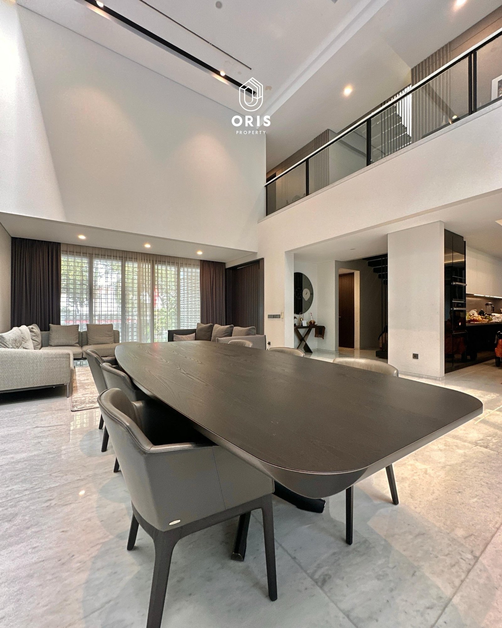 Luxury Modern 3 Lantai + Basement & Rooftop di Selong - foto 3