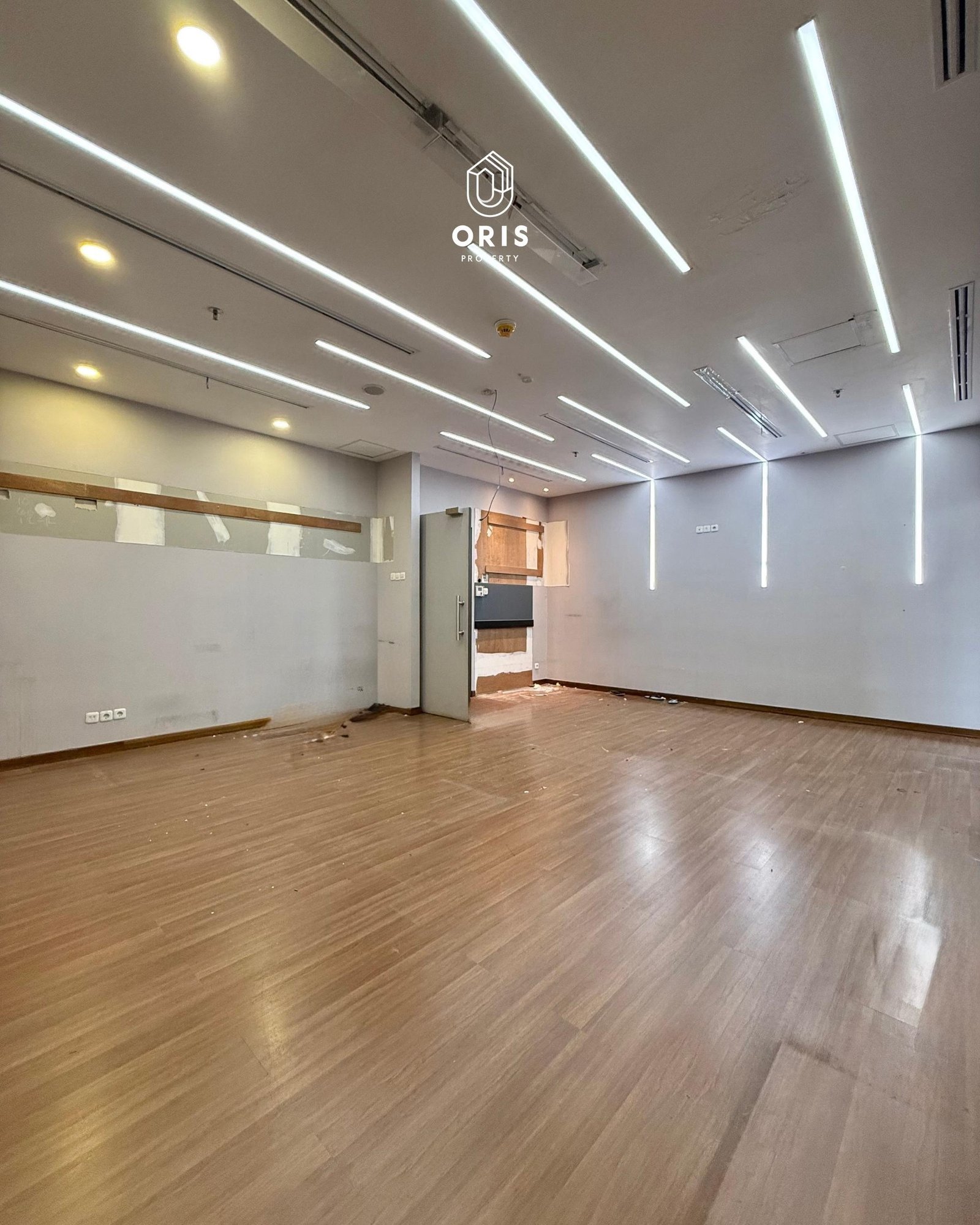 Office Space High Floor, View Pacific Place - District 8 SCBD - foto 3