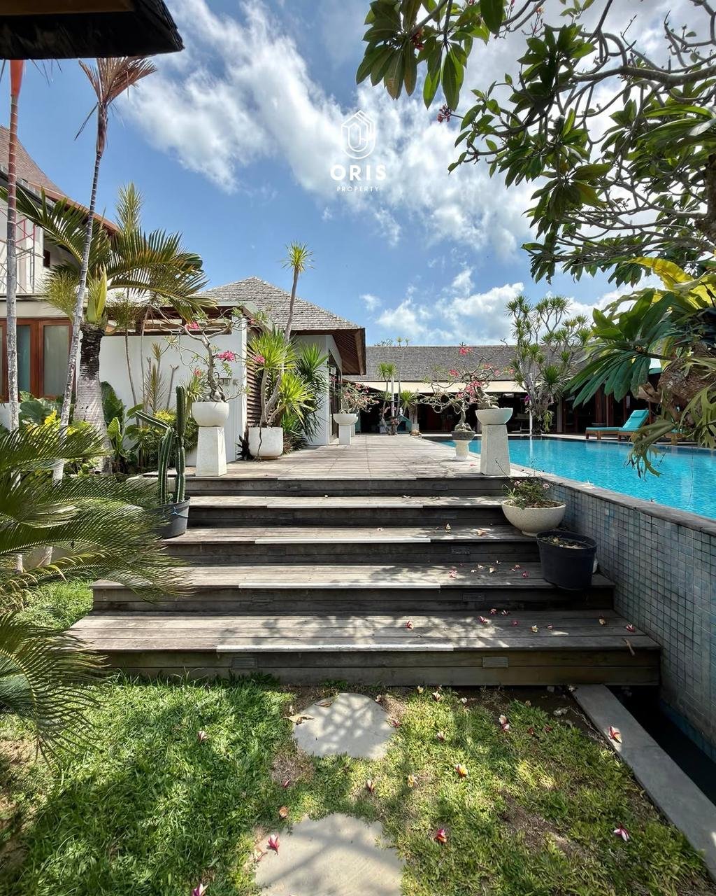 Luxury Villa Fully Furnished Siap Huni - foto 6