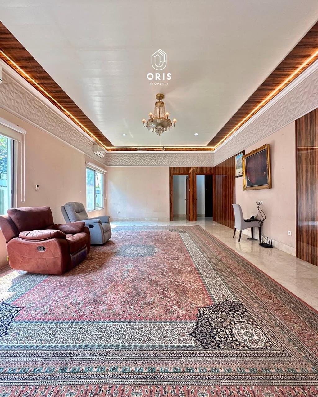 Luxury Modern Halaman Luas, Hadap Utara - foto 3