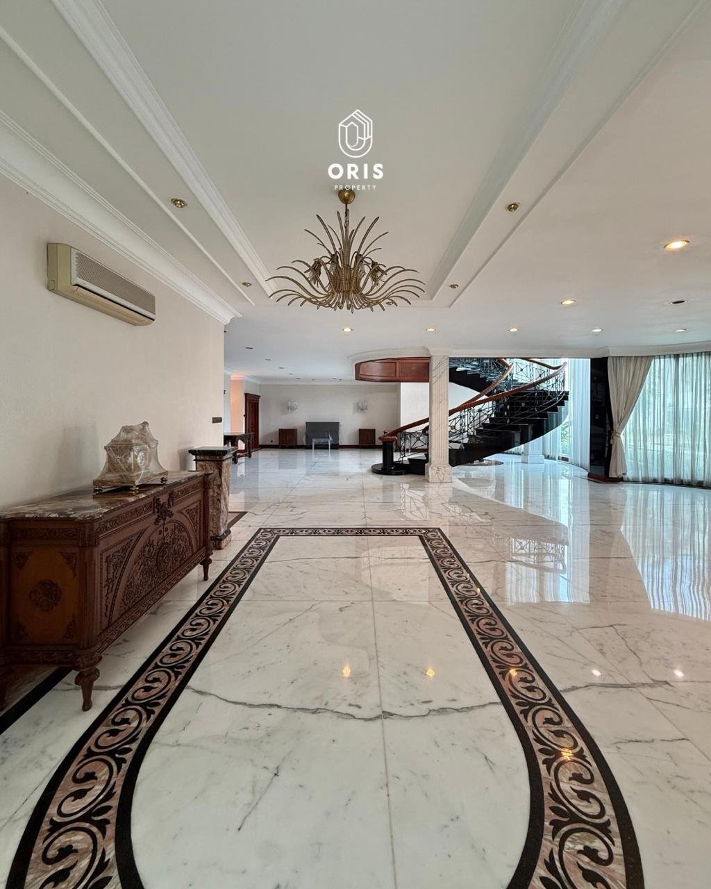Luxury Semi Furnished di Bukit Golf Pondok Indah - foto 5