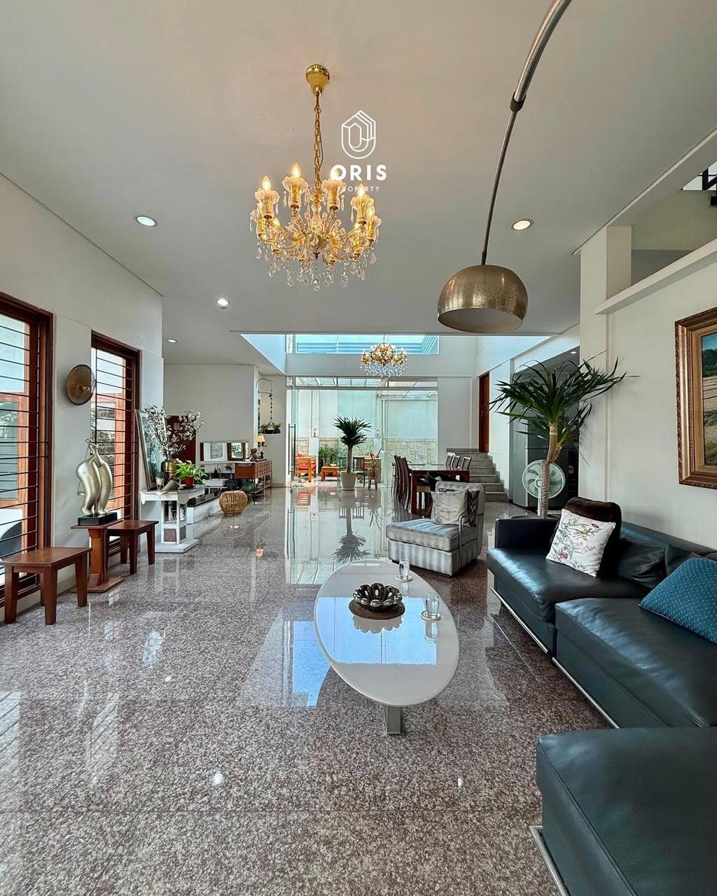Semi Furnished, Dekat ke Senayan, Sudirman - foto 2