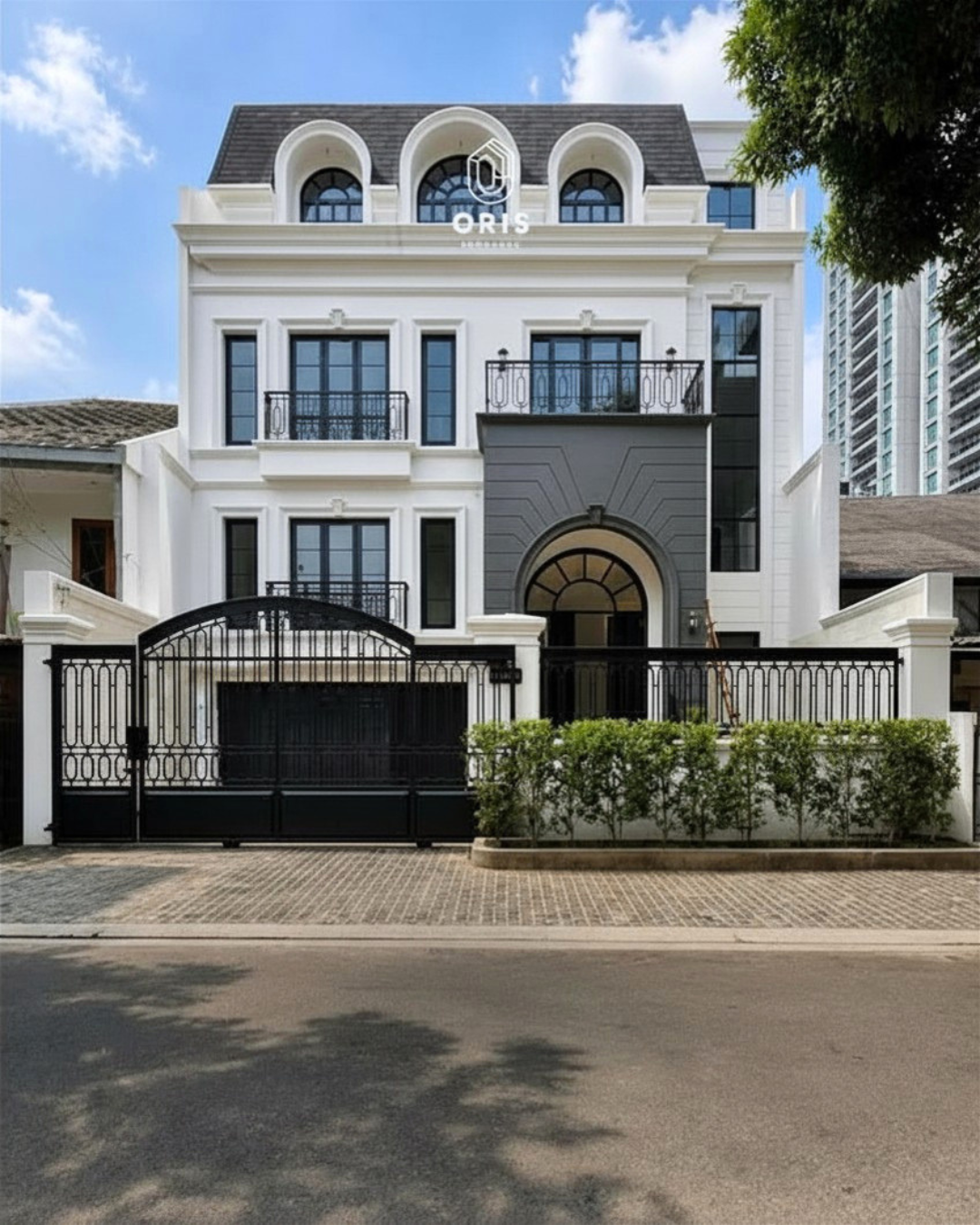 Brand New Modern Classic Dekat Ke Senayan - foto utama