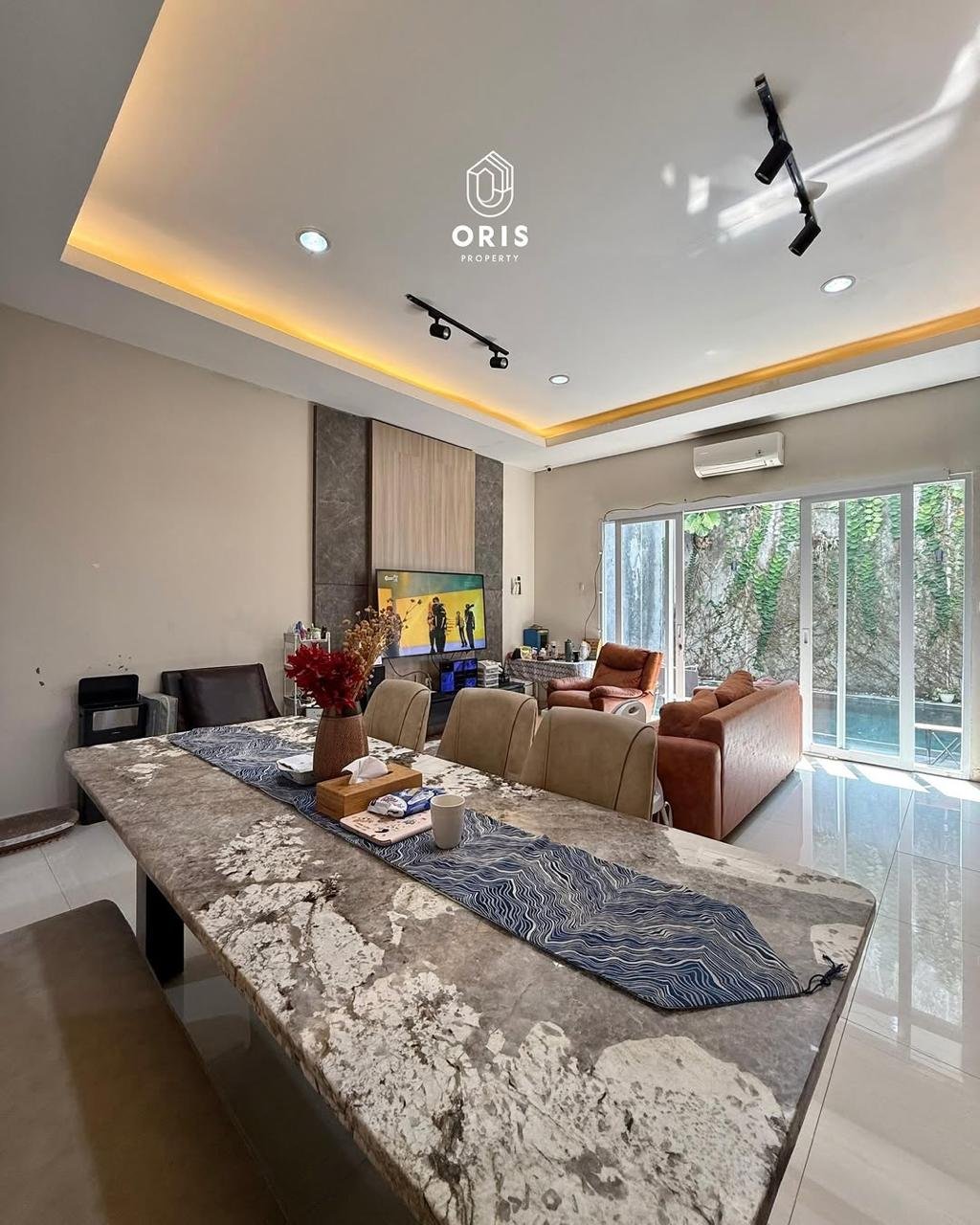 Modern Minimalist 3,5 Lantai Fully Furnished - foto 5
