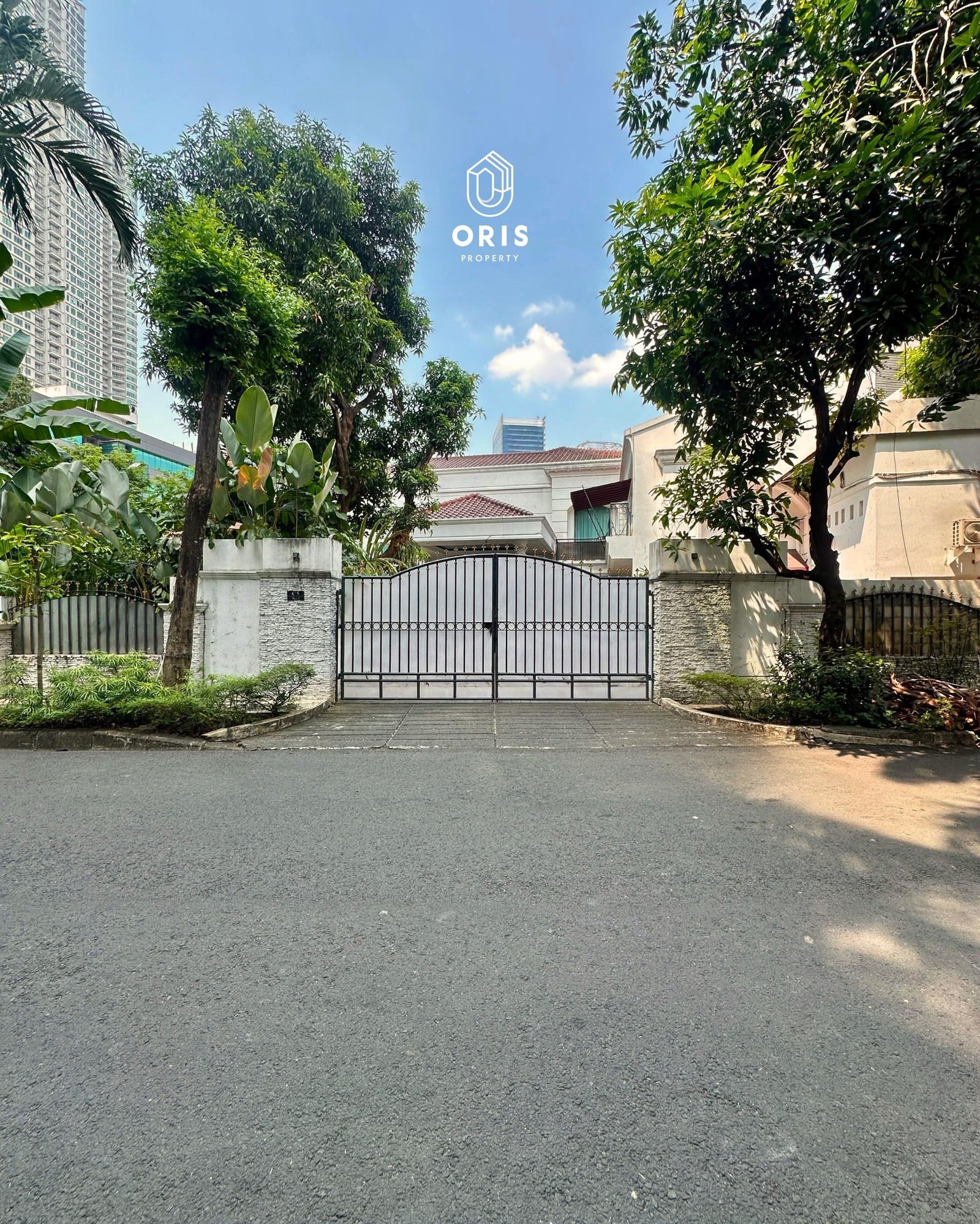 Halaman Luas & Lokasi Strategis di Mega Kuningan - foto 3