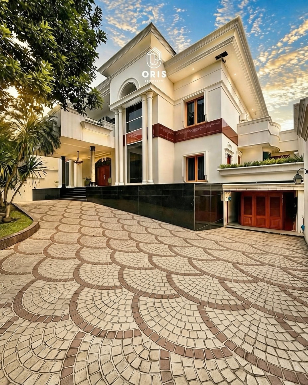 Luxury Semi Furnished di Bukit Golf Pondok Indah - foto utama
