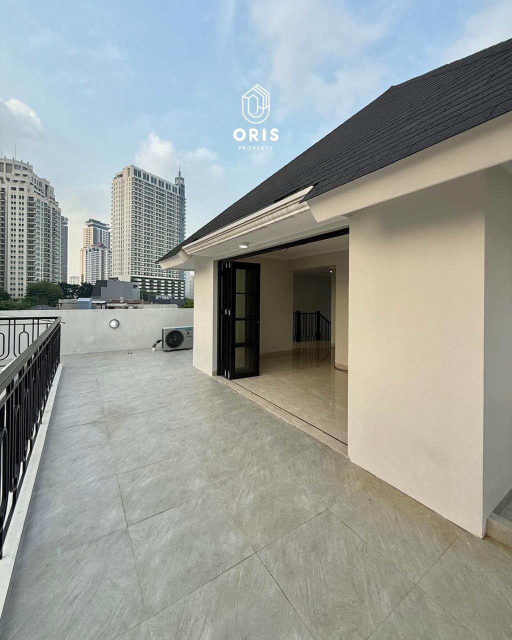 Brand New Modern Classic Dekat Ke Senayan - foto 10