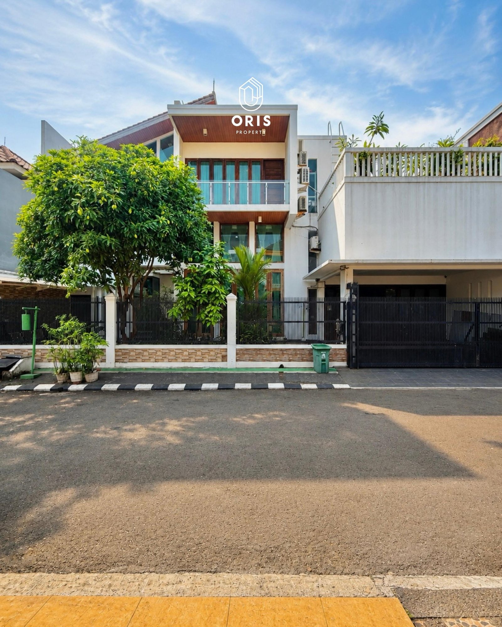 Dalam Komplek Siap Huni Semi Furnished - Kemang Pratama - foto 2