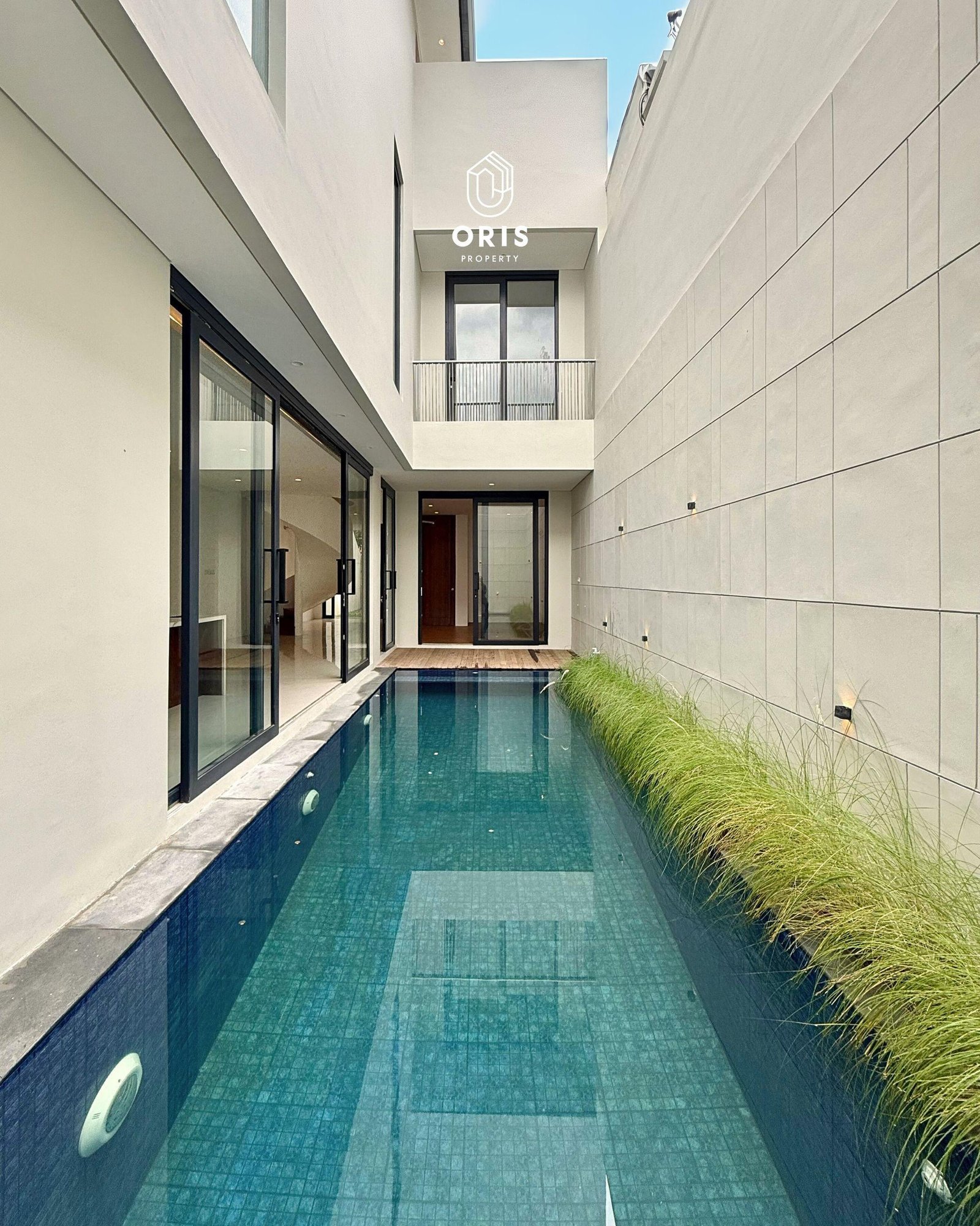 Brand New Modern Tropical Siap Huni, Hadap Utara - foto 2