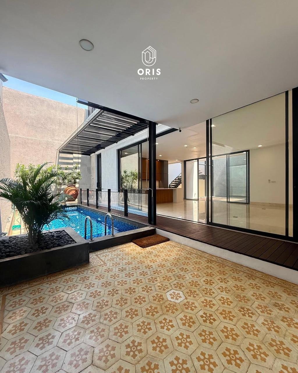 Luxury Modern Exclusive Area, Unfurnished - foto 5