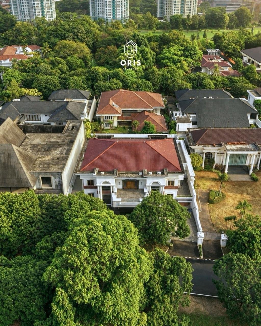 Luxury Semi Furnished di Bukit Golf Pondok Indah - foto 10