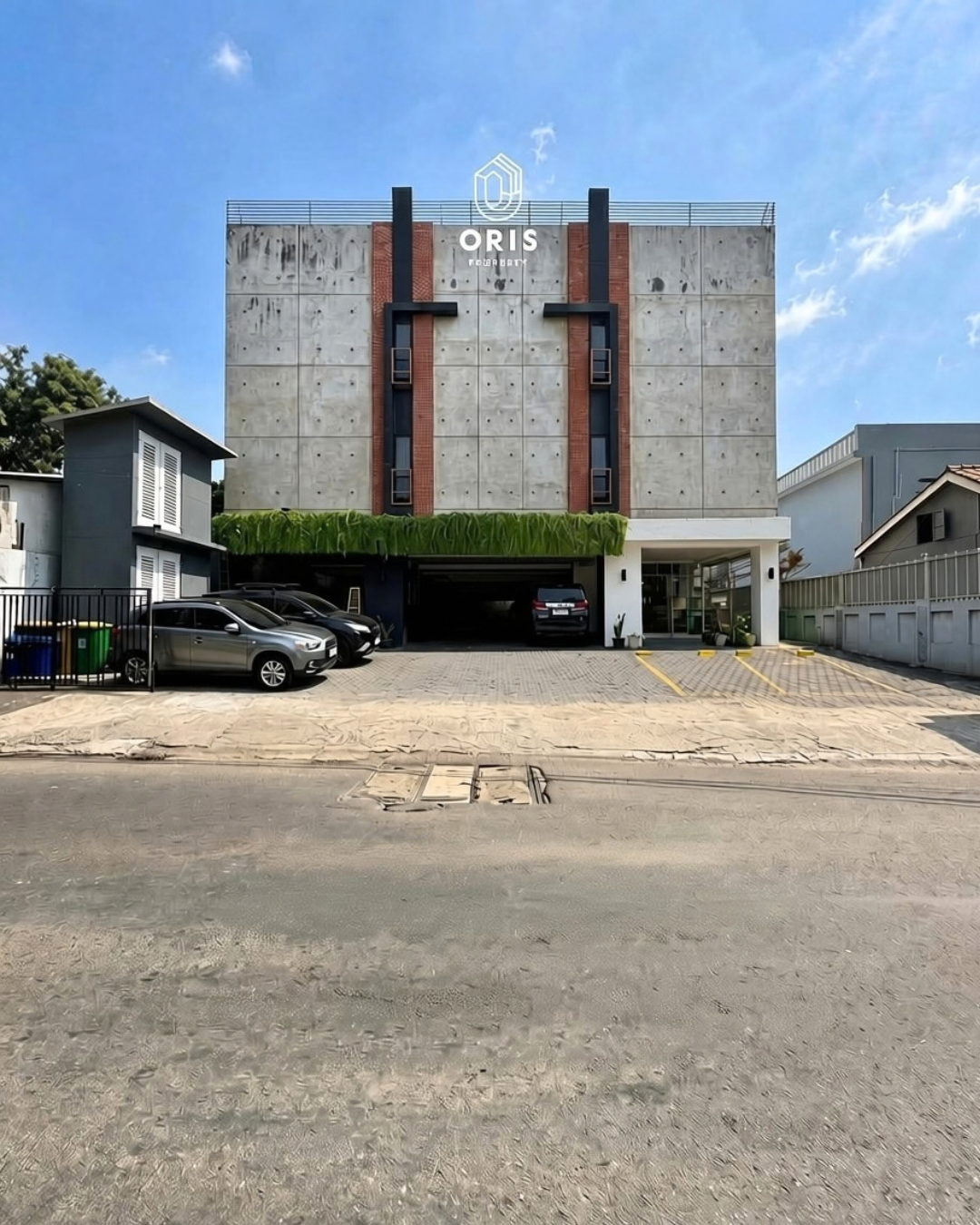 Kost Exclusive Industrial Modern Fully Furnished - foto utama