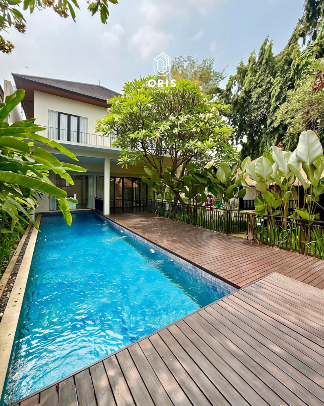 Luxurious Tropical Semi Furnished, Siap Huni di Bangka - foto utama