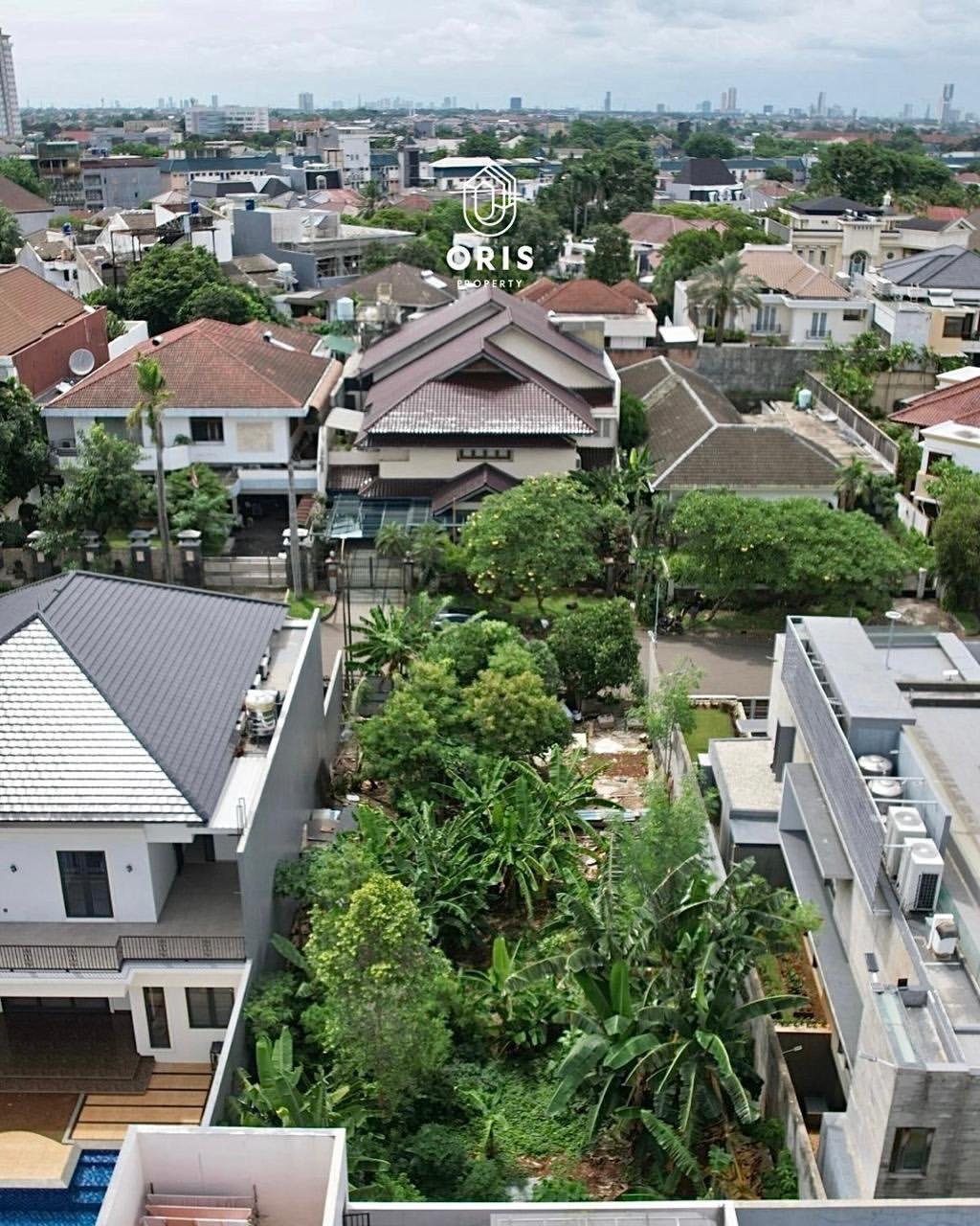 Premium Area, Lingkungan Elit, Row Jalan Lebar - foto 4