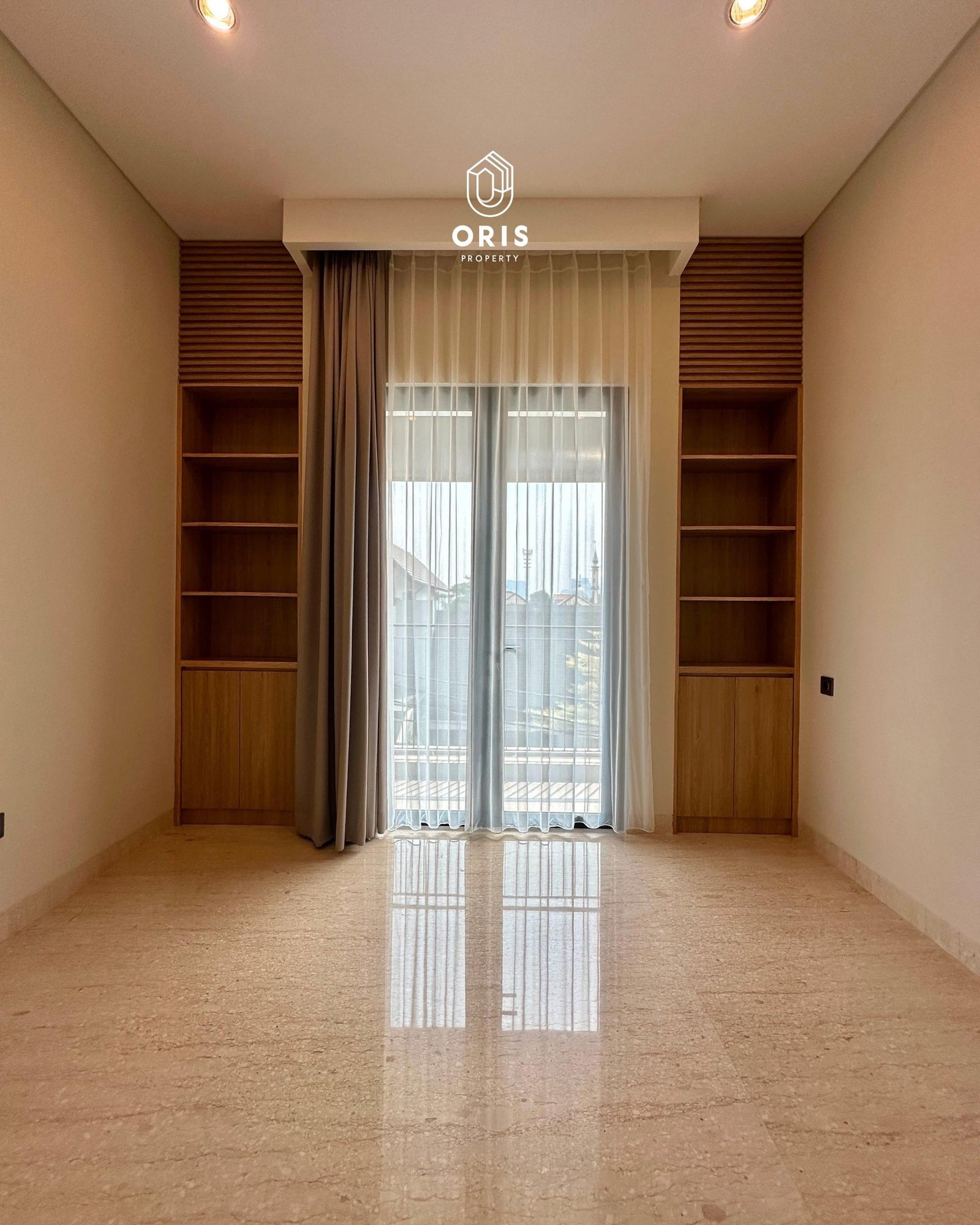 Brand New Siap Huni Semi Furnished, Hadap Utara - foto 10