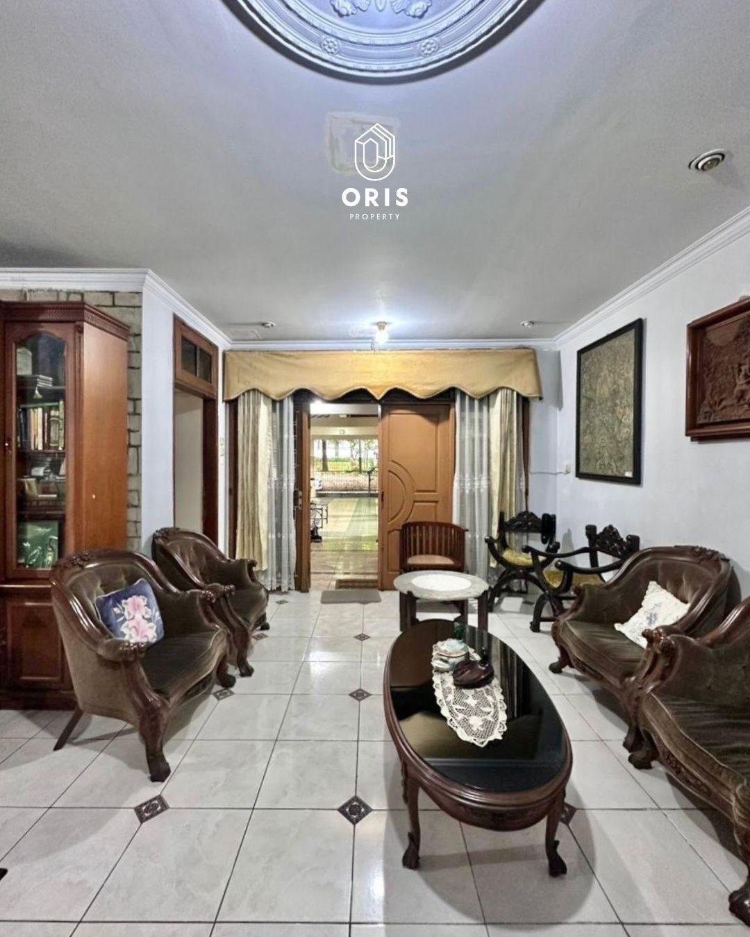 HOT SALE! Prime Area Lokasi Terbaik di Widya Chandra - foto 2