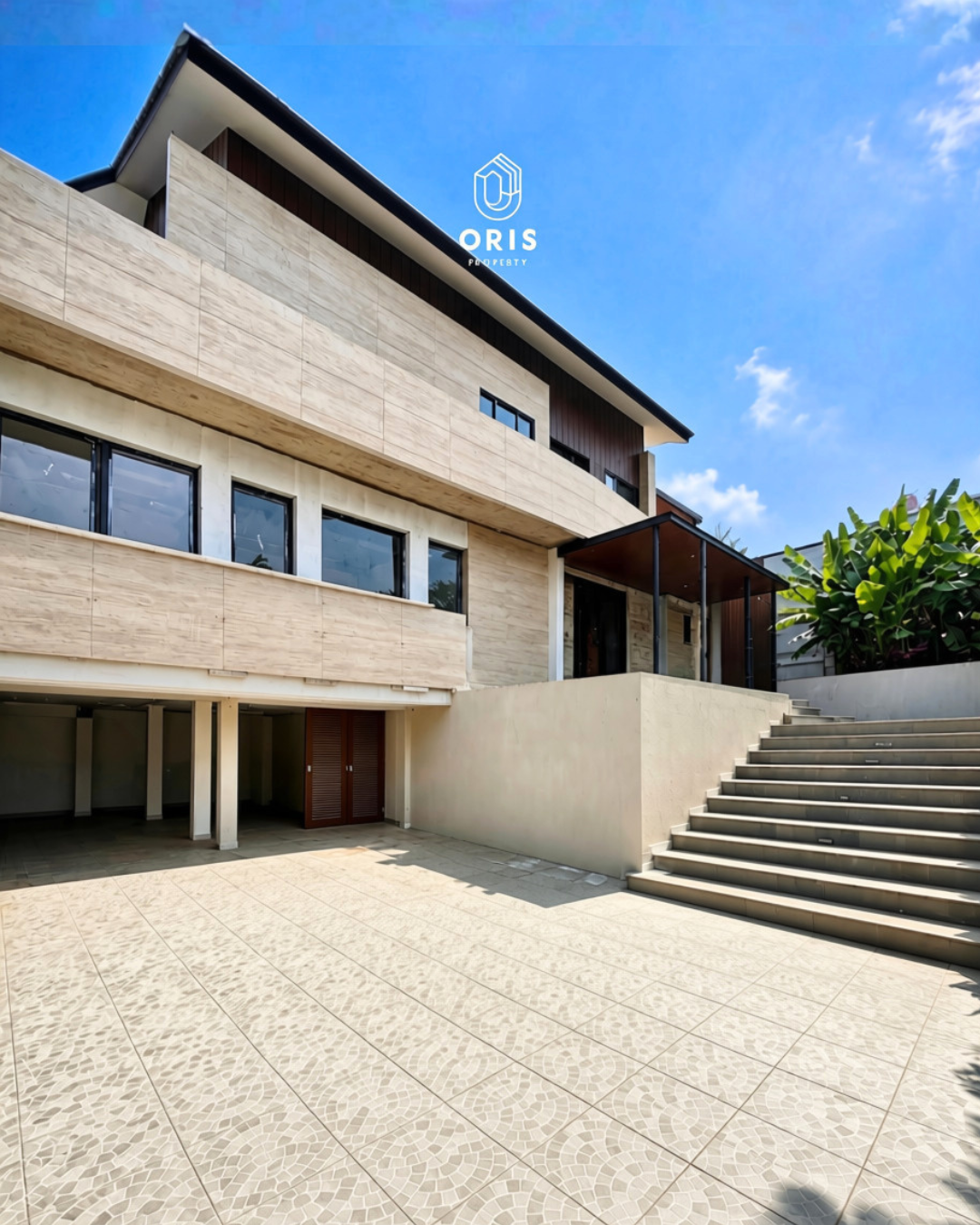 Harga NJOP! Modern Tropical Brand New Renovated - foto utama