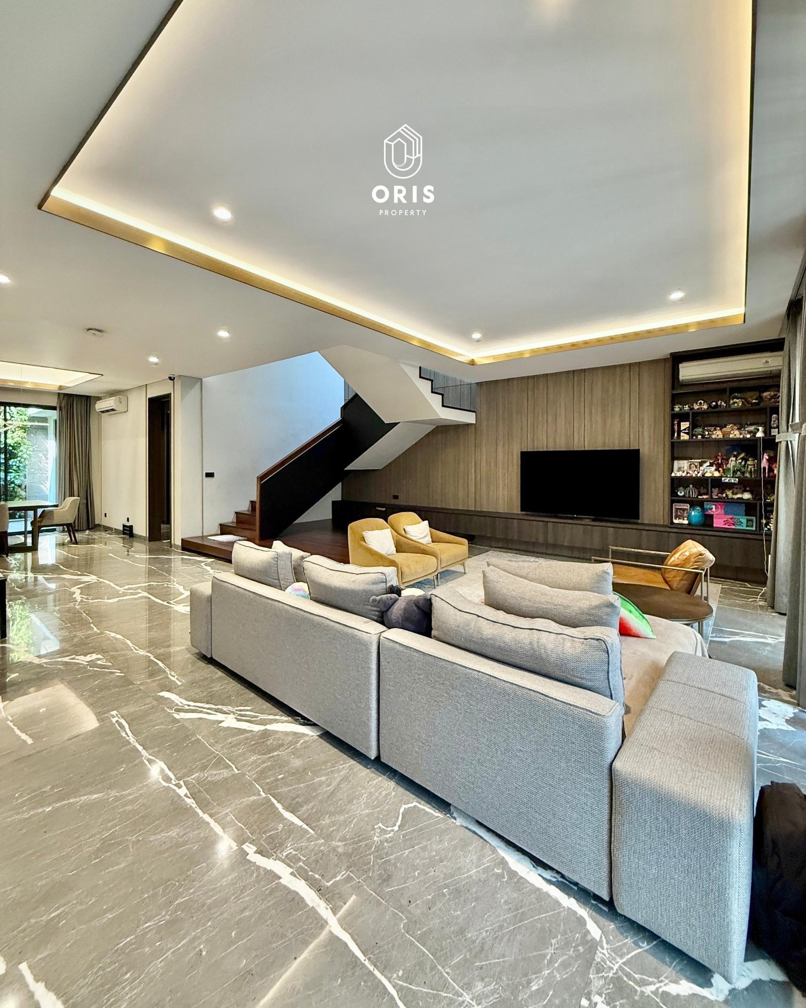 Dalam Cluster, One Gate Semi Furnished di Serenia Hills - foto 3