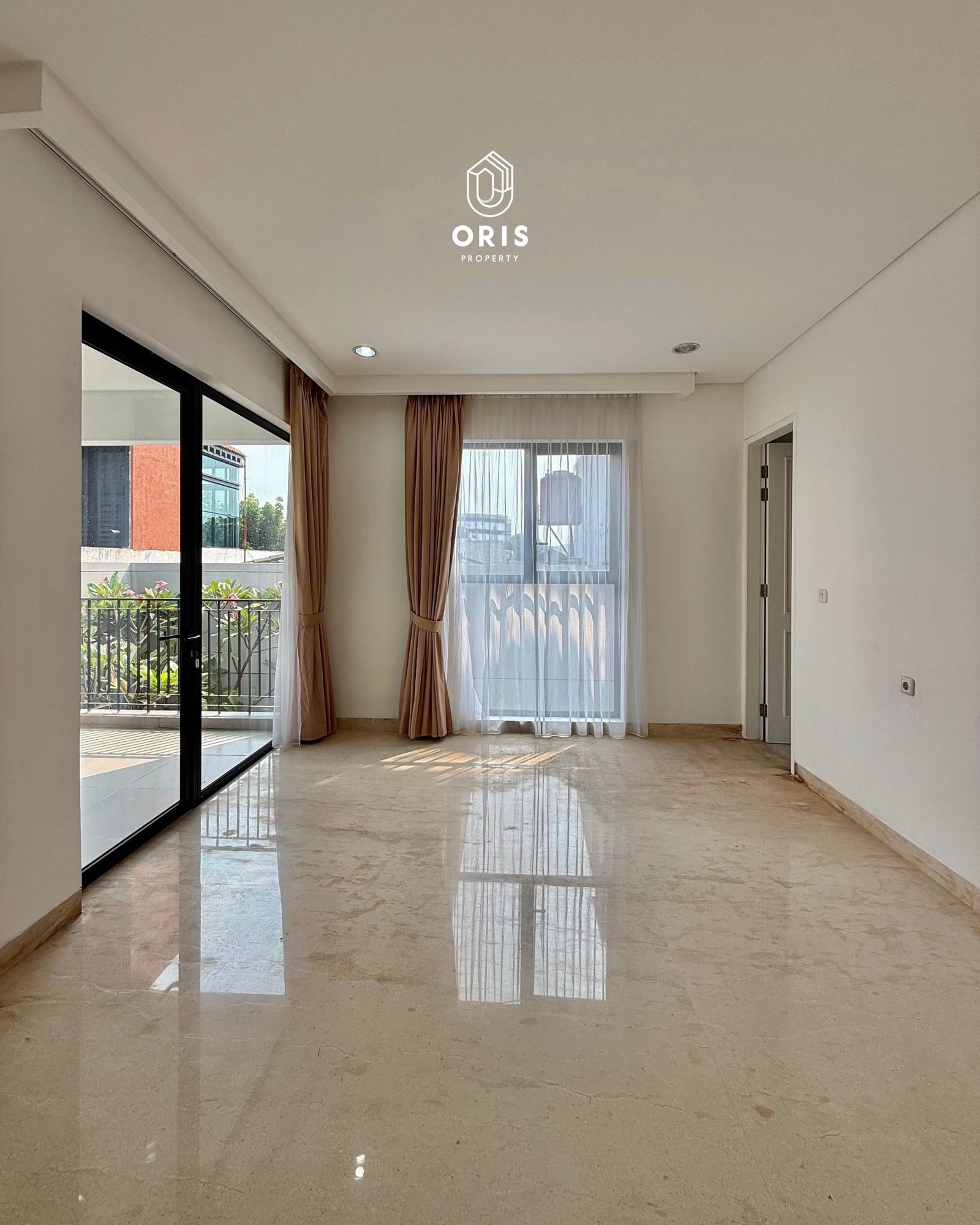 Siap Huni Semi Furnished, Hadap Timur - Senopati Area - foto 8