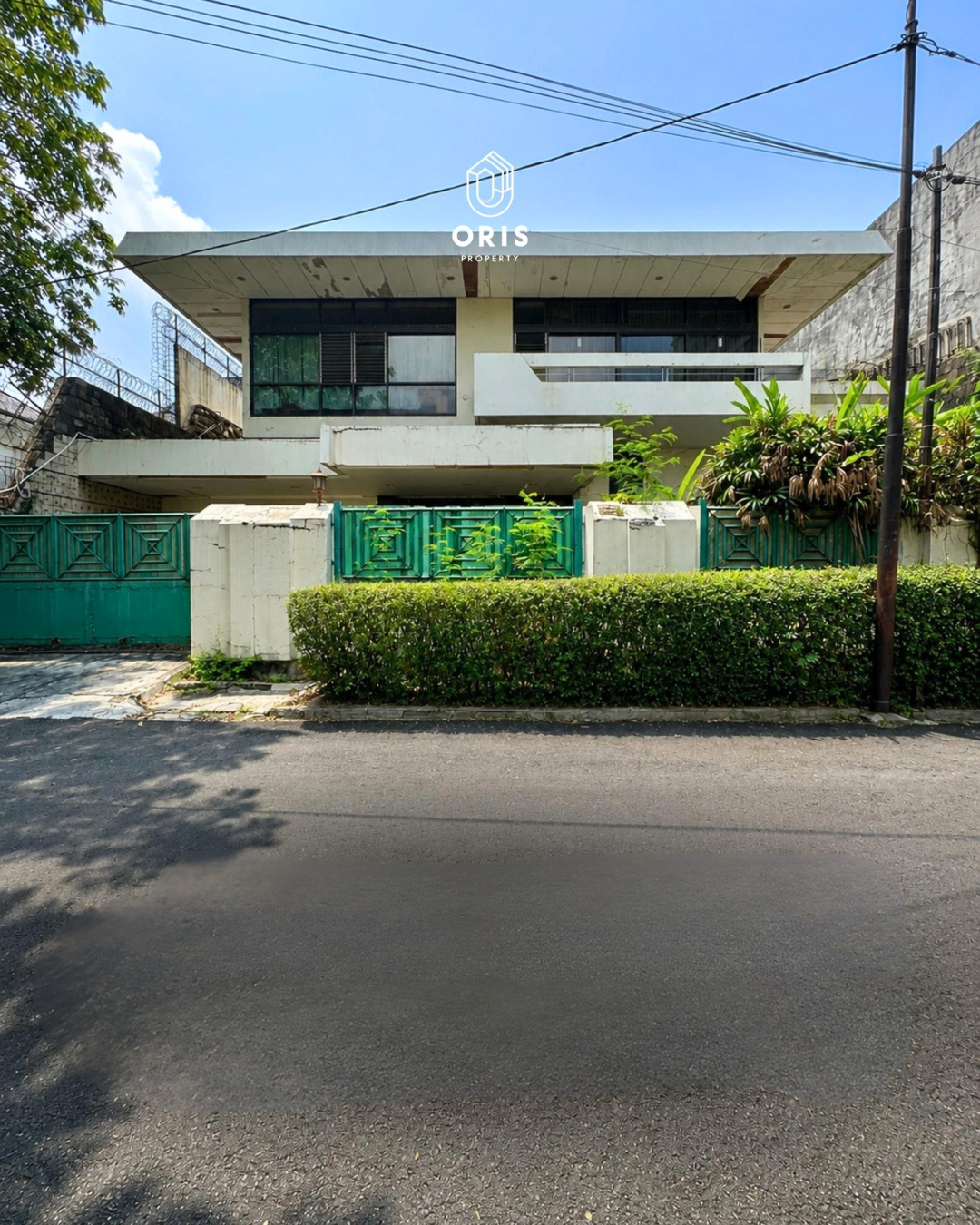 Hitung Tanah Lokasi Tenang, Row Jalan Lebar - Permata Hijau - foto utama