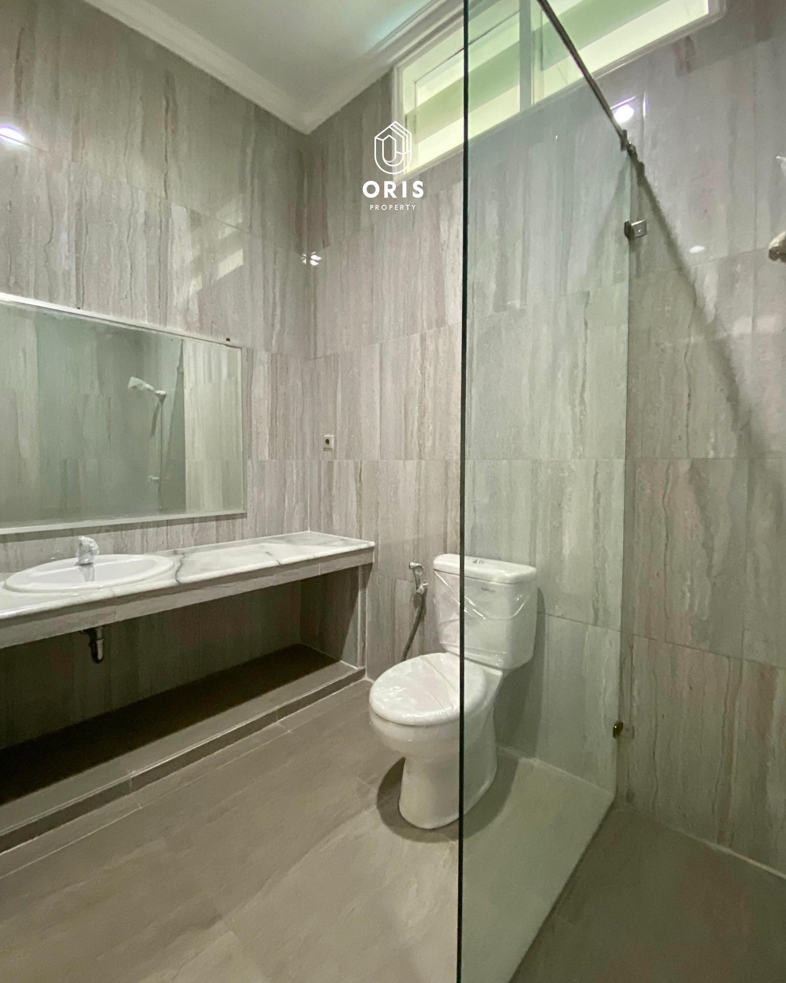 Modern Classic Siap Huni Exclusive Area, Row Jalan Lebar - foto 10