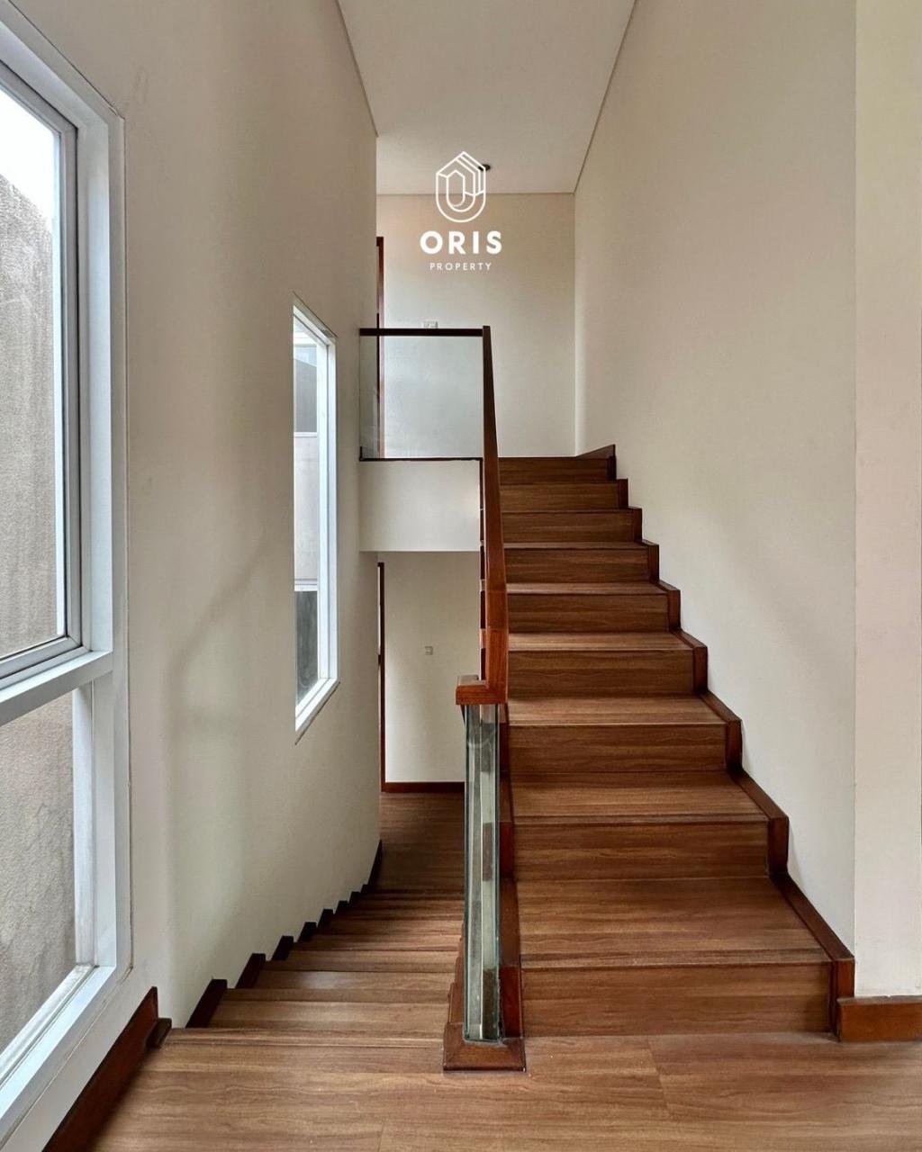 Modern Tropical Townhouse Siap Huni - foto 7