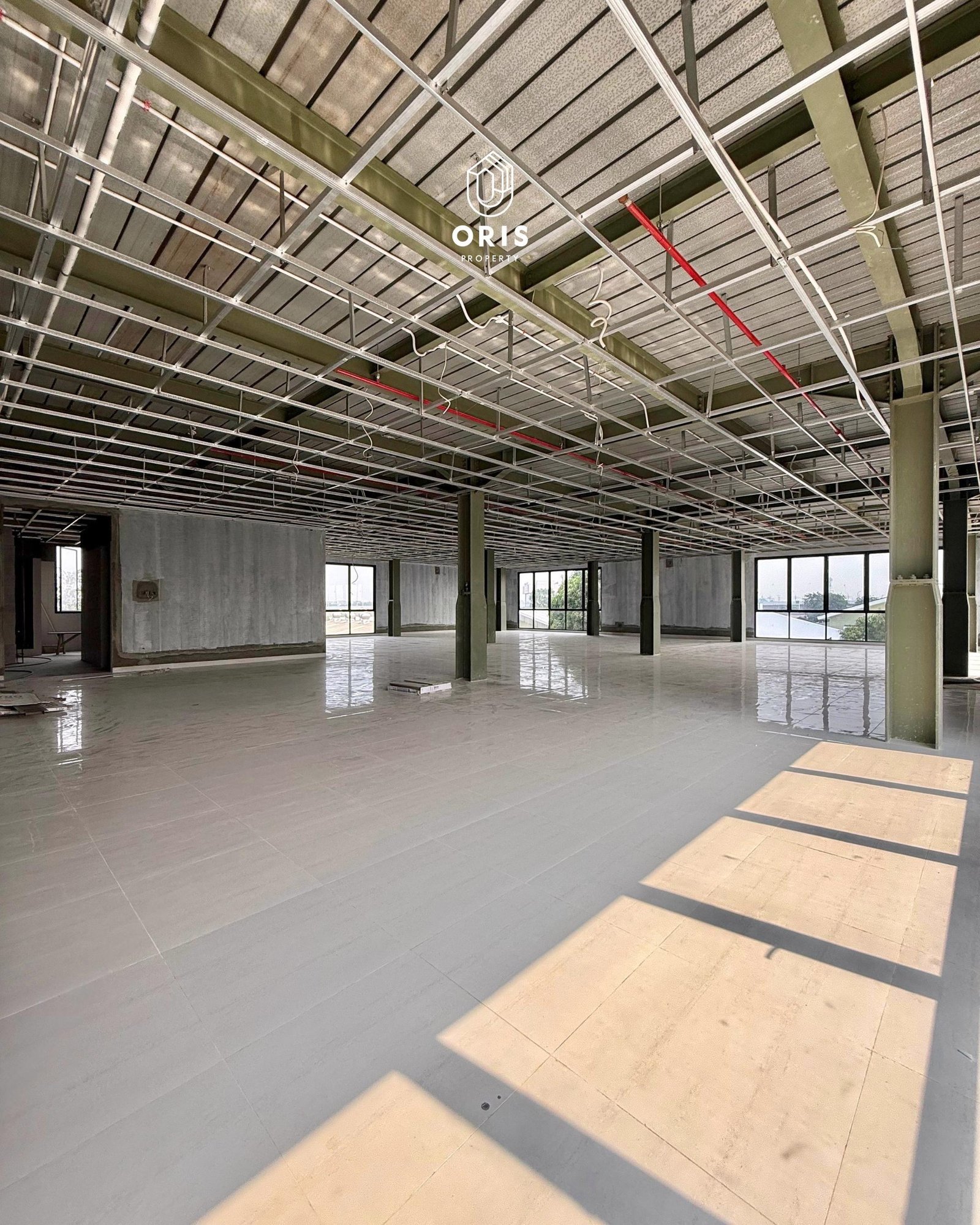Brand New Office Building, Parkir Luas - foto 4