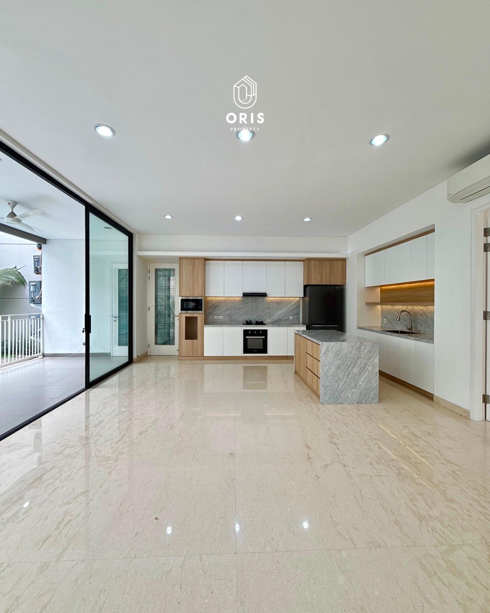 Siap Huni Semi Furnished, Hadap Timur - Senopati Area - foto 4