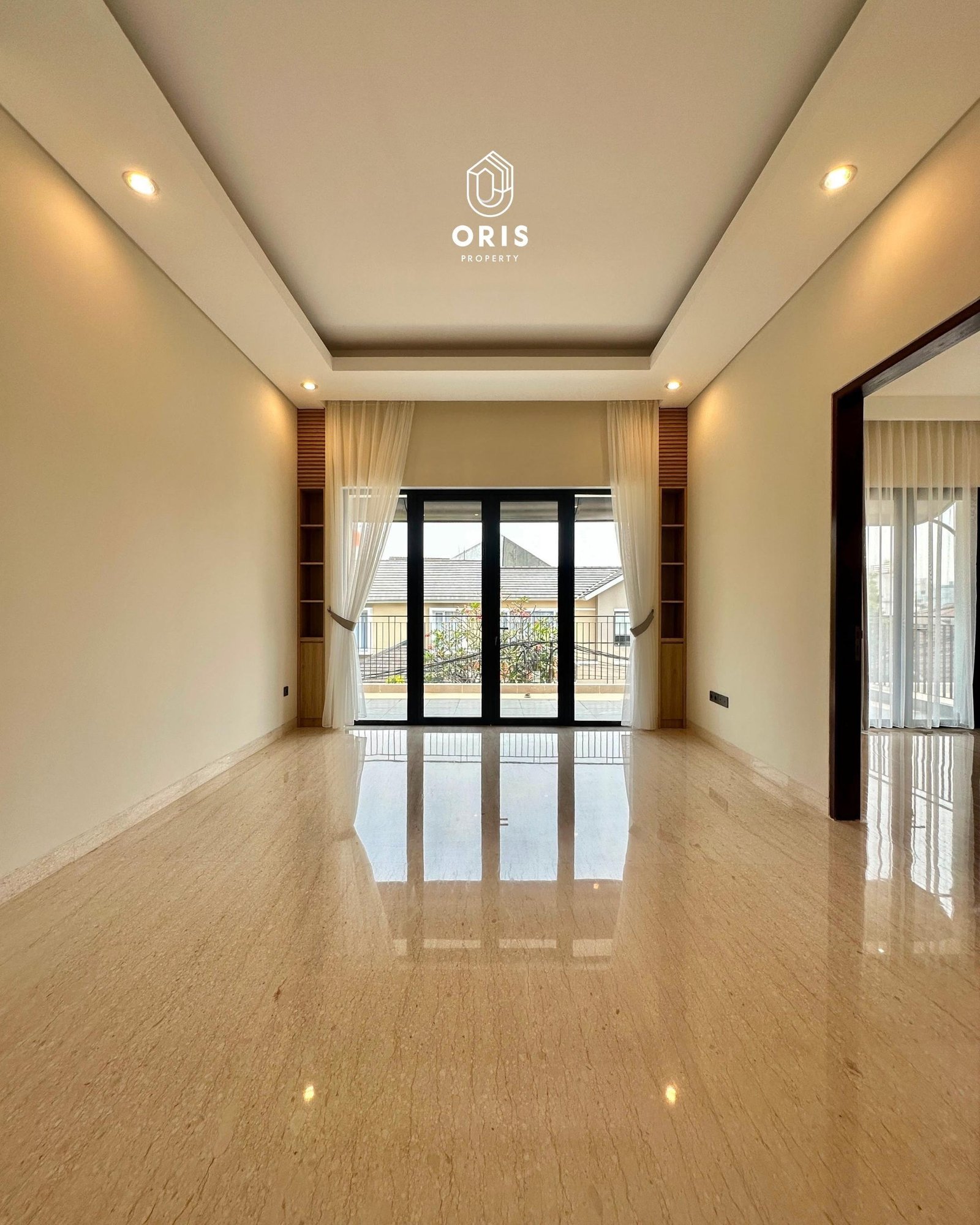 Brand New Siap Huni Semi Furnished, Hadap Utara - foto 6