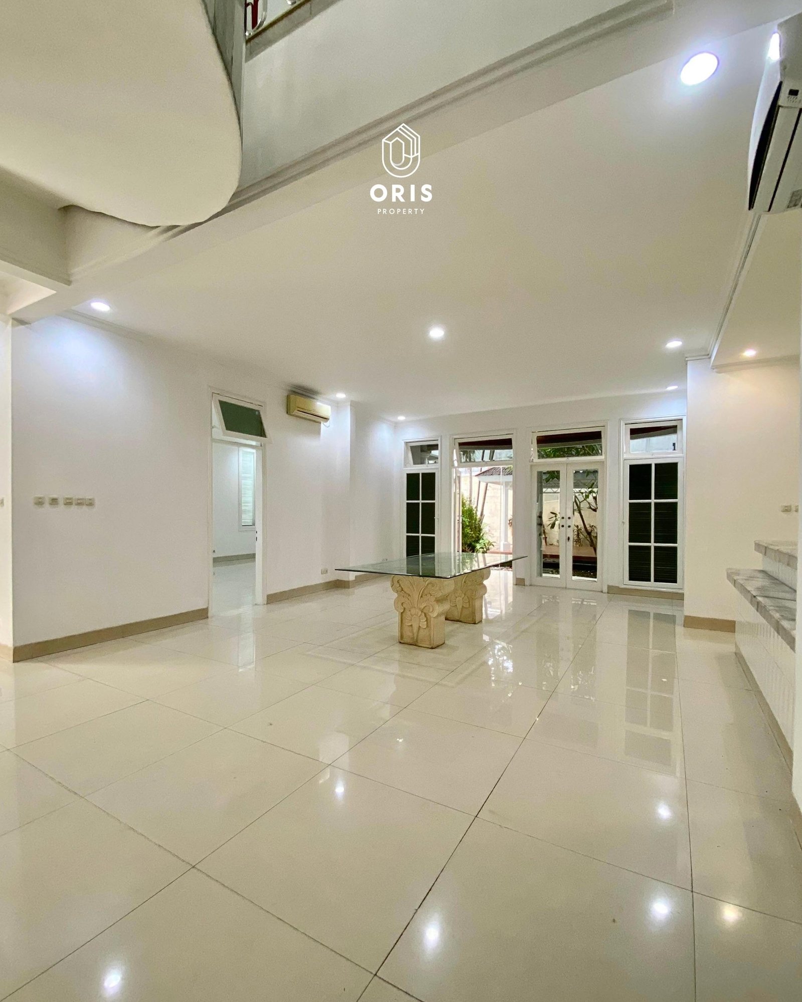 Modern Classic Siap Huni Exclusive Area, Row Jalan Lebar - foto 6