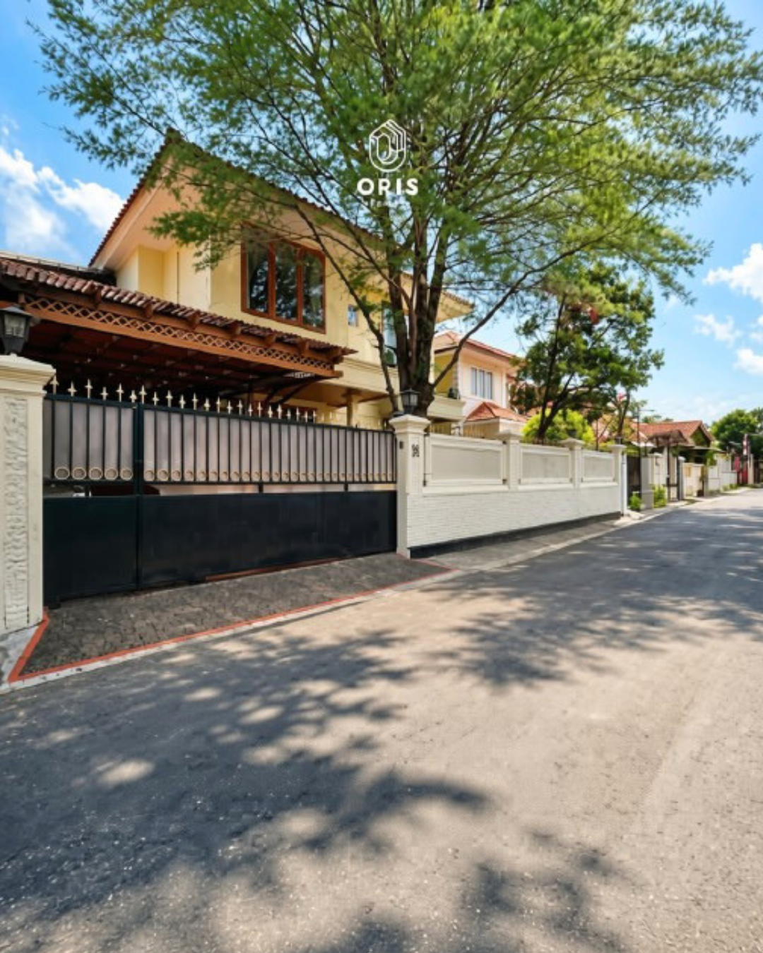 Row Jalan Lebar, Taman Luas di Kemang - Cipete - foto utama