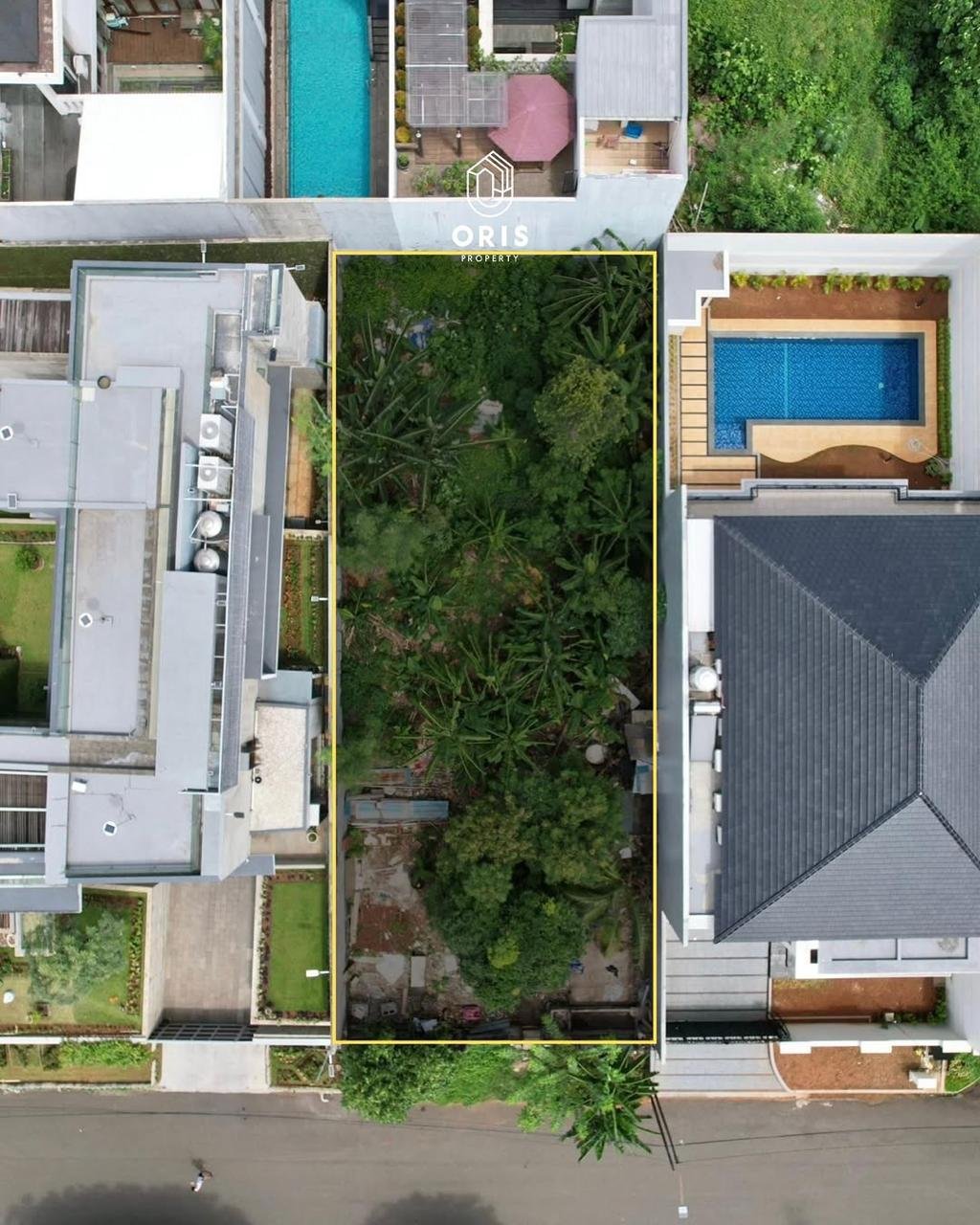 Premium Area, Lingkungan Elit, Row Jalan Lebar - foto utama