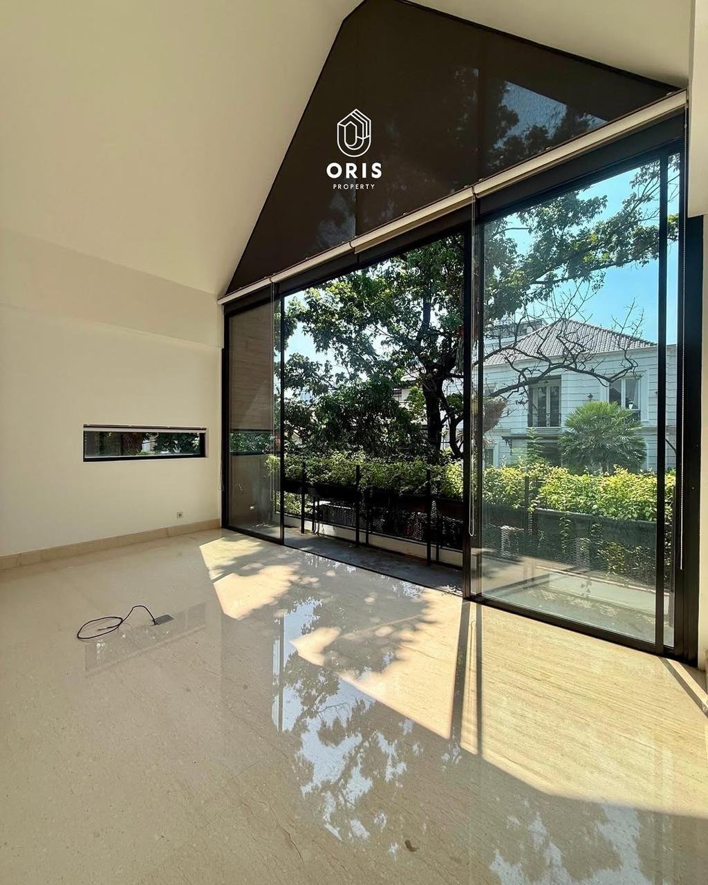 Luxury Modern Exclusive Area, Unfurnished - foto 7