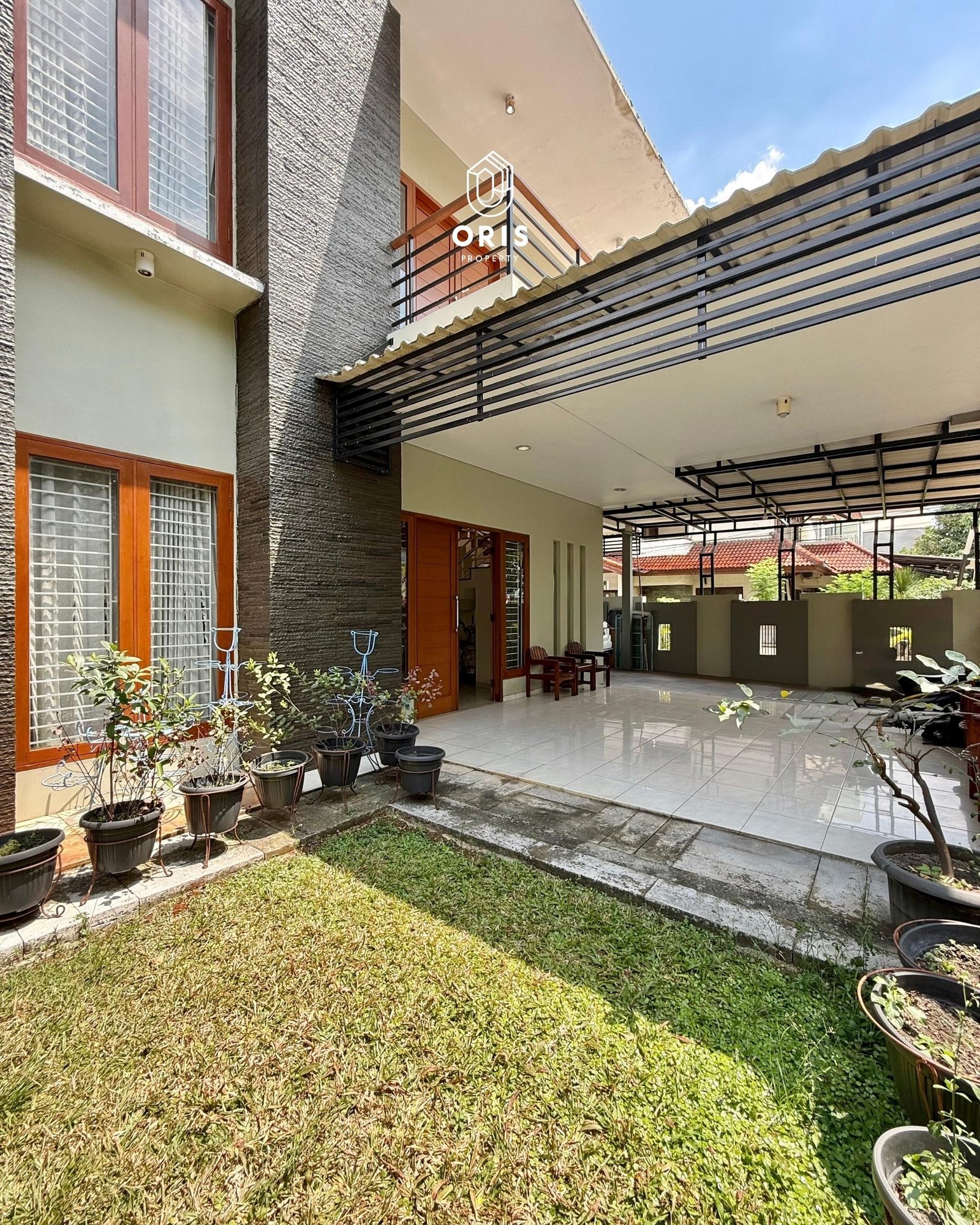 Modern Minimalist Siap Huni, Semi Furnished, Posisi Hoek - foto 2